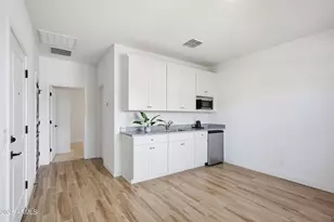 7909 N 86th Ln, Glendale, AZ 85305 - Photo 5