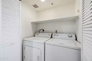 7021 E Earll Dr, Scottsdale, AZ 85251 - Photo 21