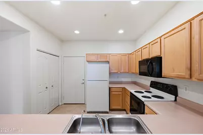 7021 E Earll Drive #Unit 112, Scottsdale, AZ 85251 - Photo 9