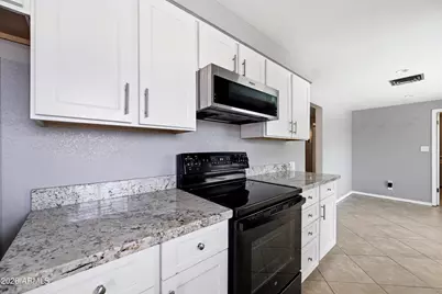 3737 W Griswold Road, Phoenix, AZ 85051 - Photo 11