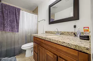 3915 E Cheery Lynn Rd, Phoenix, AZ 85018 - Photo 25