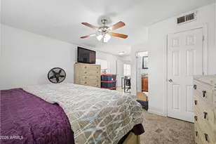 3915 E Cheery Lynn Rd, Phoenix, AZ 85018 - Photo 19