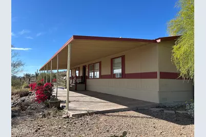 35439 W Carefree Highway, Wickenburg, AZ 85390 - Photo 23
