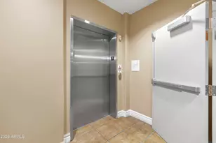 5350 E Deer Valley Dr, Phoenix, AZ 85054 - Photo 25