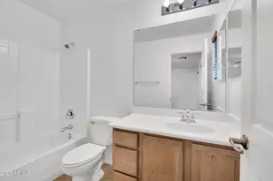 1662 S Martingale Rd, Gilbert, AZ 85295 - Photo 17