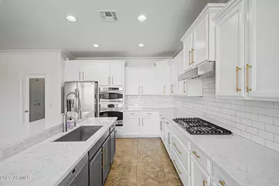 590 W Powell Way, Chandler, AZ 85248 - Photo 3