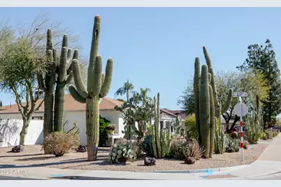 6302 E Winchcomb Drive, Scottsdale, AZ 85254 - Photo 3