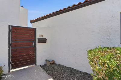 5805 N 8th Place, Phoenix, AZ 85014 - Photo 3