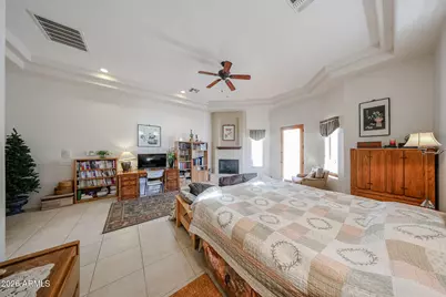 925 E Valencia Drive, Phoenix, AZ 85042 - Photo 21