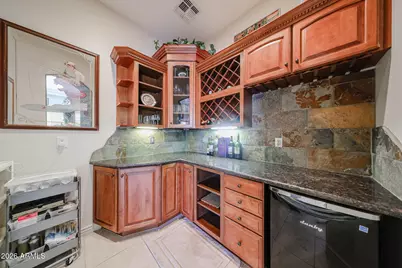925 E Valencia Drive, Phoenix, AZ 85042 - Photo 31