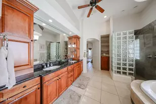 925 E Valencia Dr, Phoenix, AZ 85042 - Photo 25