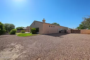 925 E Valencia Dr, Phoenix, AZ 85042 - Photo 43