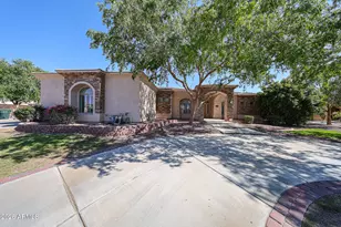 925 E Valencia Dr, Phoenix, AZ 85042 - Photo 3