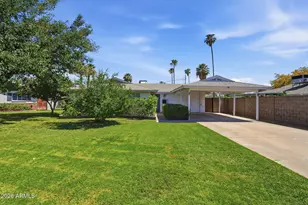 1321 E Earll Dr Dr, Phoenix, AZ 85014 - Photo 1