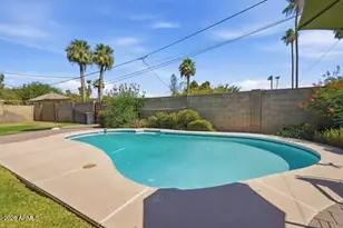 1321 E Earll Dr, Phoenix, AZ 85014 - Photo 31