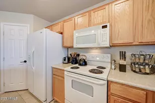 29293 N Yellow Bee Dr, San Tan Valley, AZ 85143 - Photo 9