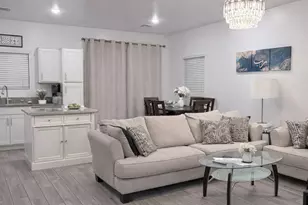 8192 N 22nd Dr, Phoenix, AZ 85021 - Photo 3