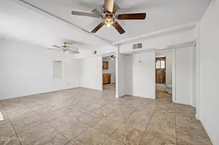 1010 E Chipman Rd, Phoenix, AZ 85040 - Photo 7