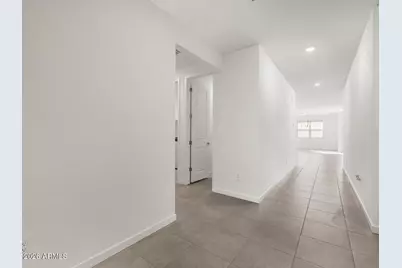 17746 W Illini Street, Goodyear, AZ 85338 - Photo 3