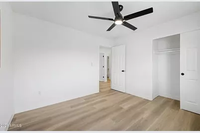 3440 E Sunnyside Drive, Phoenix, AZ 85028 - Photo 21