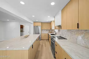 3440 E Sunnyside Dr, Phoenix, AZ 85028 - Photo 9