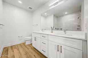 3131 N Central Ave, Phoenix, AZ 85012 - Photo 9