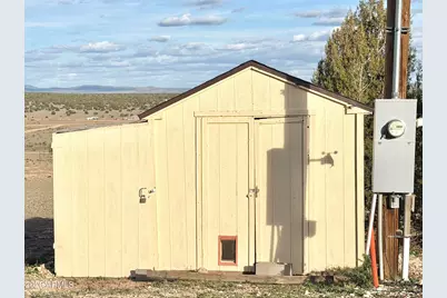 54125 N Mariposa Lane, Seligman, AZ 86337 - Photo 33