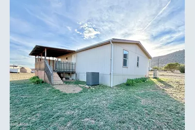 54125 N Mariposa Lane, Seligman, AZ 86337 - Photo 3