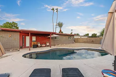 11030 N 33rd Place, Phoenix, AZ 85028 - Photo 33
