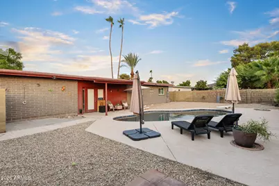 11030 N 33rd Place, Phoenix, AZ 85028 - Photo 31