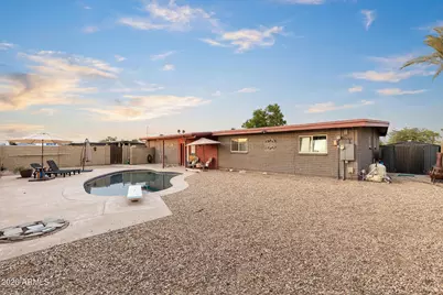 11030 N 33rd Place, Phoenix, AZ 85028 - Photo 37
