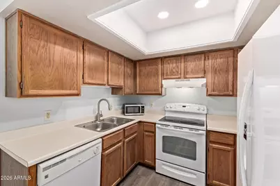 14220 N Galatea Drive #Apt B, Fountain Hills, AZ 85268 - Photo 11
