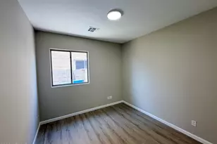 17621 W Caribbean Ln, Surprise, AZ 85388 - Photo 19