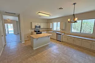 17621 W Caribbean Ln, Surprise, AZ 85388 - Photo 7