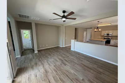 17621 W Caribbean Lane, Surprise, AZ 85388 - Photo 9