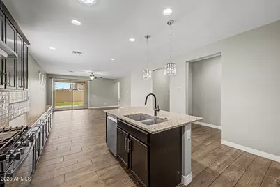 8223 E Juanita Avenue, Mesa, AZ 85209 - Photo 9