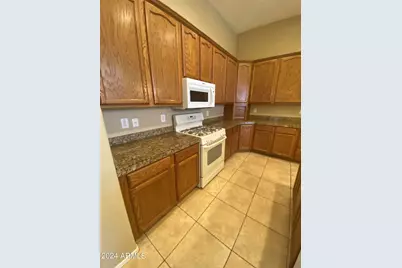 13510 W Avalon Drive, Avondale, AZ 85392 - Photo 11