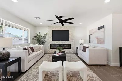 10914 W White Mountain Road, Sun City, AZ 85351 - Photo 13