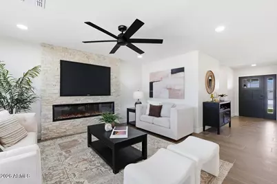 10914 W White Mountain Road, Sun City, AZ 85351 - Photo 11