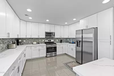 11215 N 37th Avenue, Phoenix, AZ 85029 - Photo 33