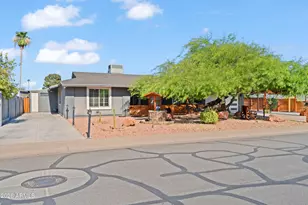 11215 N 37th Ave, Phoenix, AZ 85029 - Photo 15
