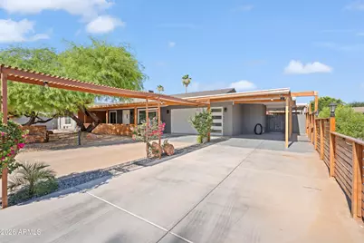 11215 N 37th Avenue, Phoenix, AZ 85029 - Photo 11