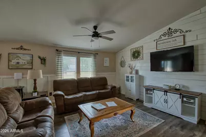 110 E 1st Street N, Saint Johns, AZ 85936 - Photo 15