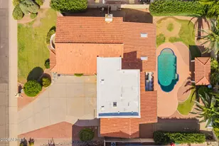 3011 E Winchcomb Dr, Phoenix, AZ 85032 - Photo 111