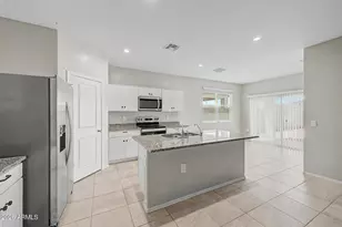 103 S Collier Ln, Casa Grande, AZ 85122 - Photo 5