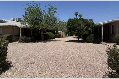 2718 E Glenrosa Avenue #1, Phoenix, AZ 85016 - Photo 1
