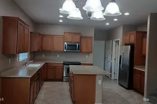 16013 N 21st Ln, Phoenix, AZ 85023 - Photo 5