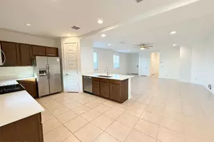 11682 N 188th Dr, Surprise, AZ 85388 - Photo 13