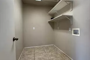 7039 S 19th St, Phoenix, AZ 85042 - Photo 7