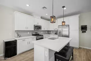 753 E Beauchamp Dr, Gilbert, AZ 85297 - Photo 9